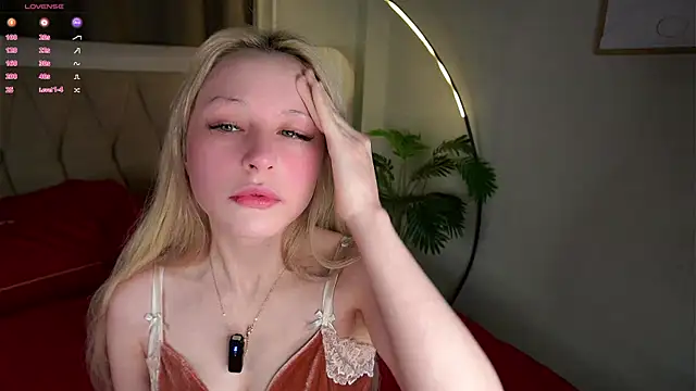 MarciDarugar online show from November 2025 03:04:01 PM