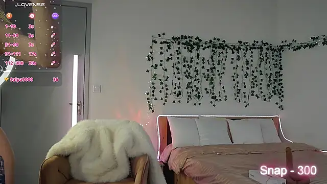 EvaLone1 online show from February 2026 08:41:01 PM