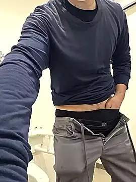 erosuke9 online show from February 2026 09:48:02 PM