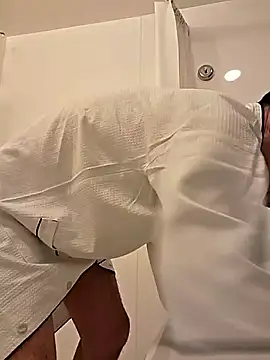 erosuke9 online show from February 2026 01:10:01 PM