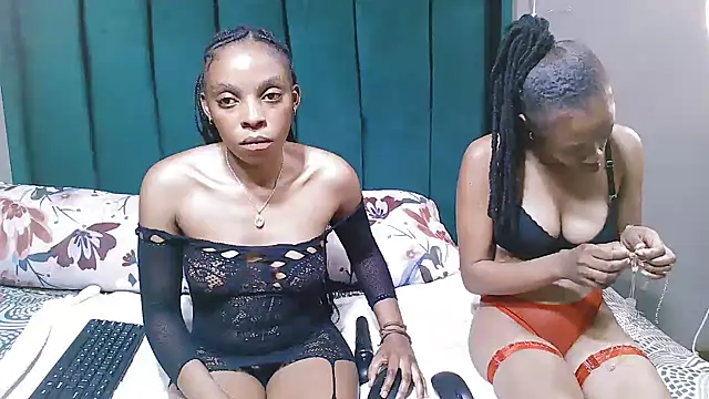Snapshot of SexyDoll25x chatting on September 2025 10:15:02 PM SexyDoll25x online show from September 2025 10:15:02 PM