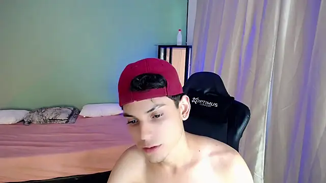 dilan hott  online show from September 2025 09:13:02 PM