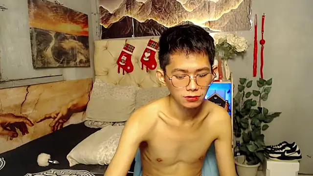 Skinny CumLoader69 online show from September 2025 04:51:02 PM