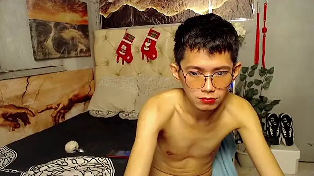 Skinny CumLoader69 online show from September 2025 06:07:02 PM