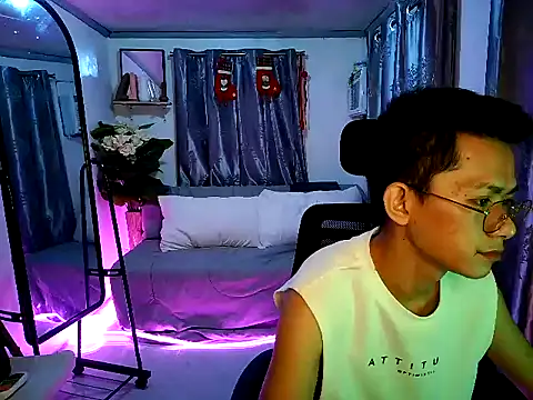 Skinny CumLoader69 online show from November 2025 06:23:02 PM