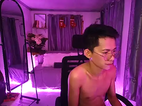 Skinny CumLoader69 online show from November 2025 09:07:01 PM