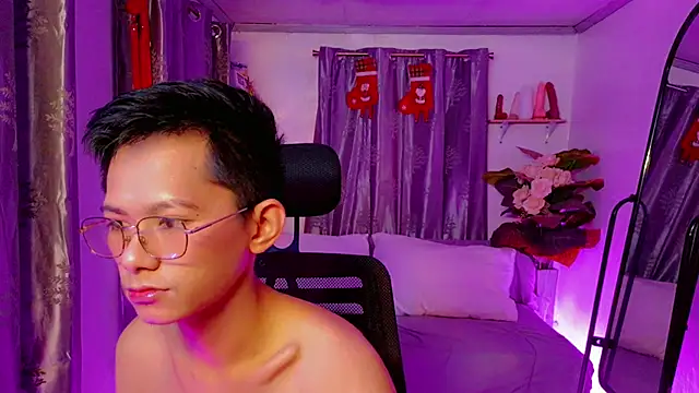 Skinny CumLoader69 online show from November 2025 04:18:02 PM