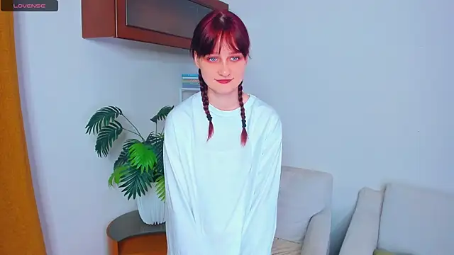 KatyKufel online show from October 2025 06:53:01 PM