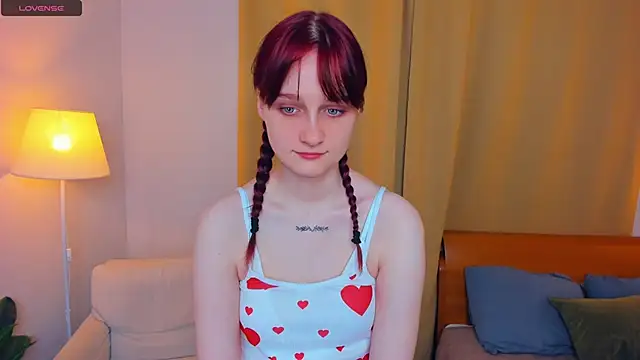 KatyKufel online show from October 2025 06:32:02 PM