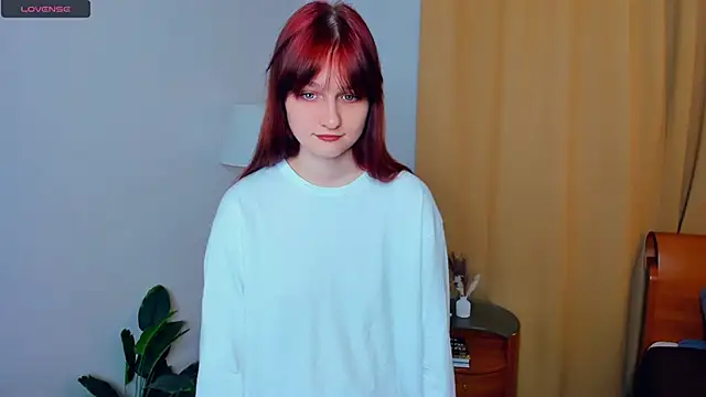 KatyKufel online show from November 2025 06:44:01 PM