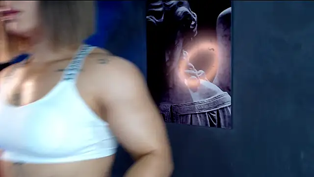 Snapshot of AliceFit_212 chatting on October 2025 01:12:02 PM AliceFit 212 online show from October 2025 01:12:02 PM