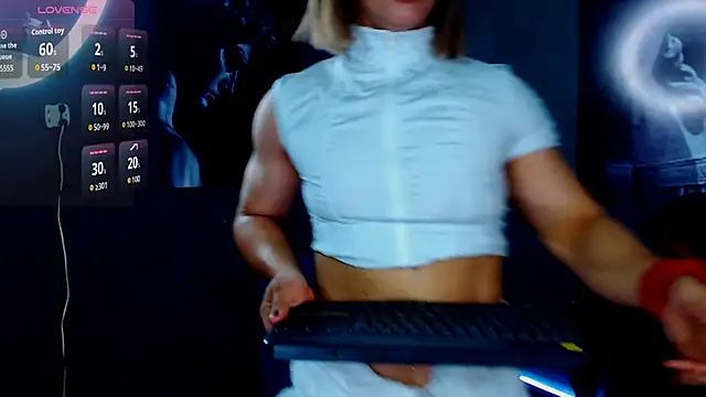 Snapshot of AliceFit_212 chatting on October 2025 01:25:01 PM AliceFit 212 online show from October 2025 01:25:01 PM