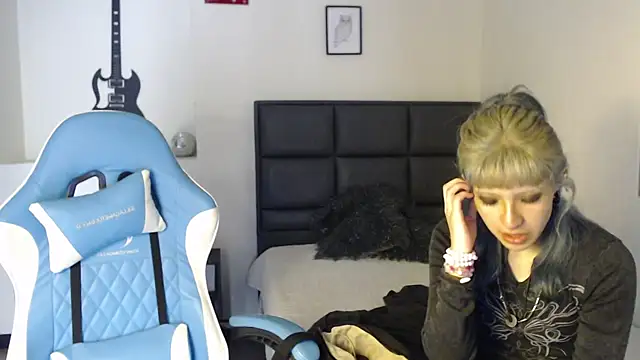 Amnesia  online show from November 2025 12:41:01 PM