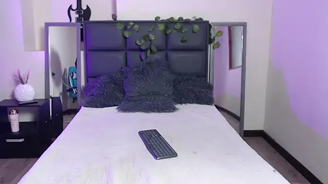 Amnesia  online show from November 2025 01:05:01 PM