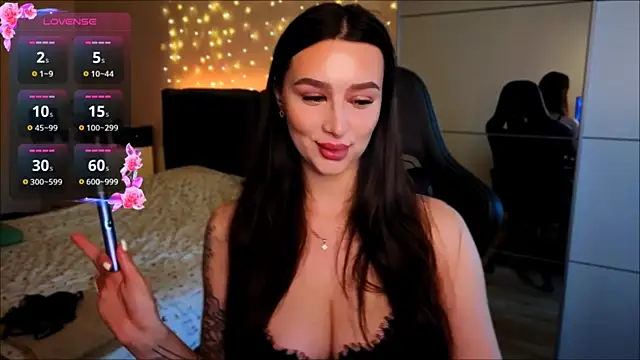 Veronica Larsson online show from June 2026 10:34:01 AM
