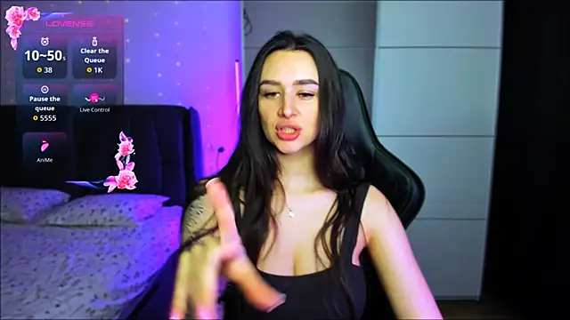 Veronica Larsson online show from December 2025 04:29:01 AM