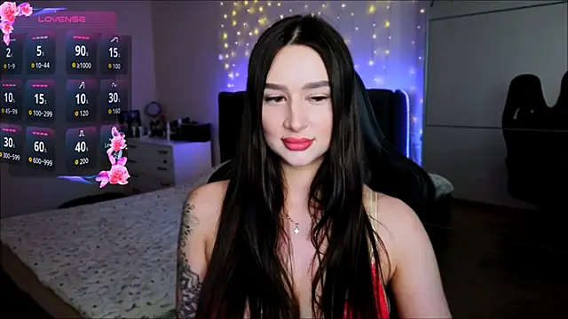 Veronica Larsson online show from June 2026 03:56:02 PM