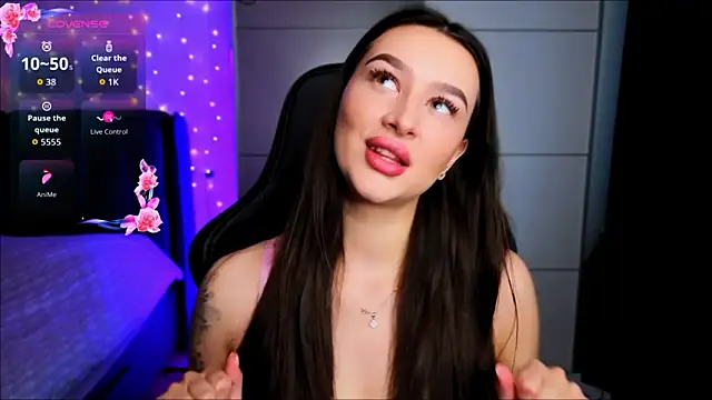 Veronica Larsson online show from February 2026 09:19:01 AM