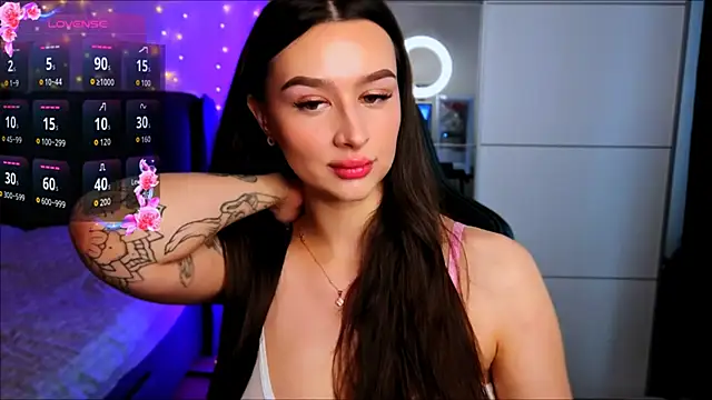 Veronica Larsson online show from February 2026 08:26:02 AM