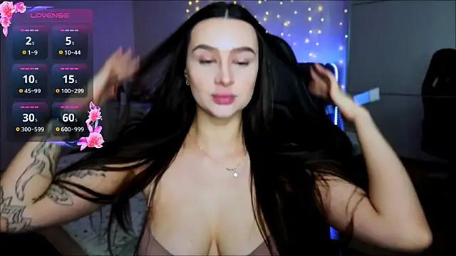 Veronica Larsson online show from July 2026 04:46:02 PM