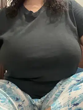 aisha1630 online show from September 2025 10:44:02 AM