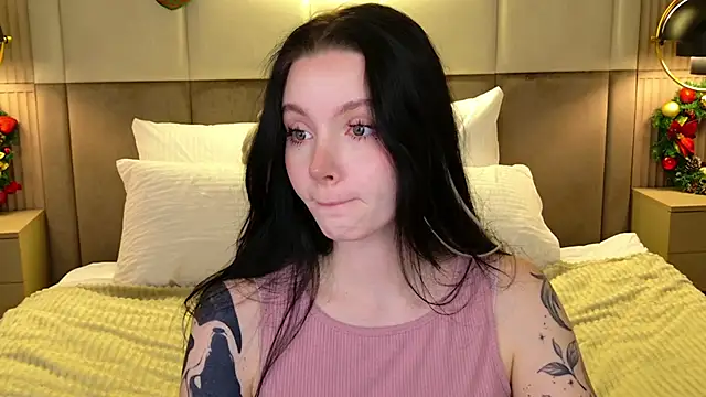 Goldy Stark online show from December 2025 08:34:02 PM