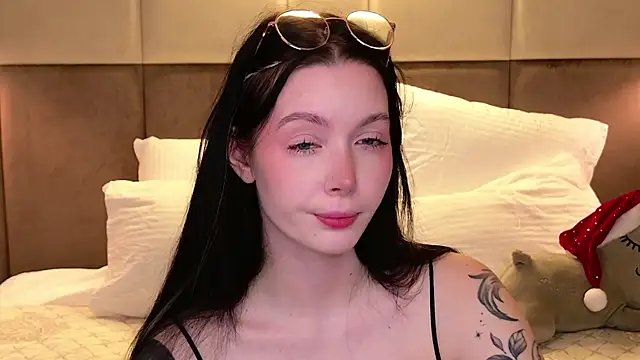 Goldy Stark online show from January 2026 08:48:01 PM