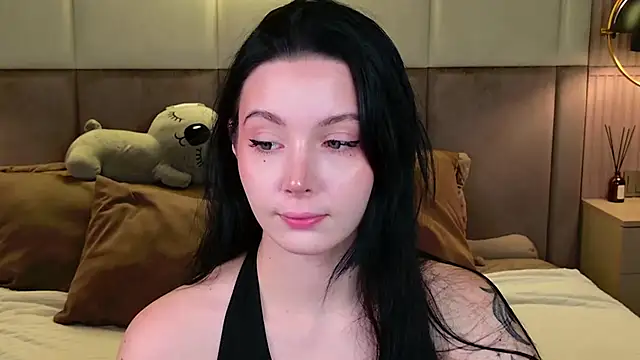 Goldy Stark online show from October 2025 08:32:02 PM