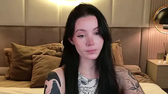 Goldy Stark online show from November 2025 08:34:01 PM