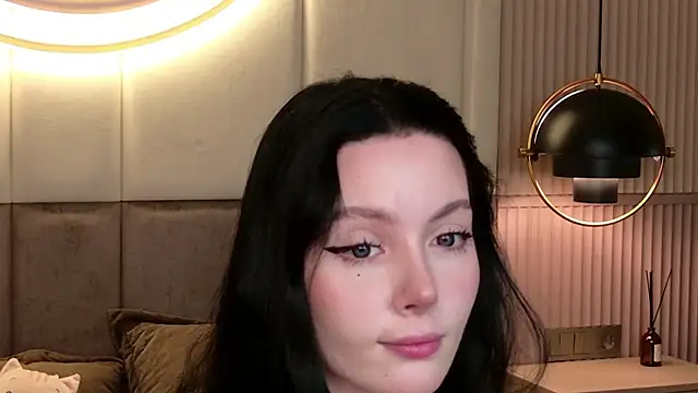 Goldy Stark online show from February 2026 09:00:02 PM