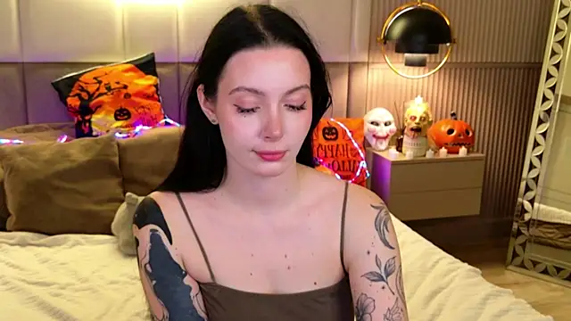 Goldy Stark online show from October 2025 08:52:02 PM