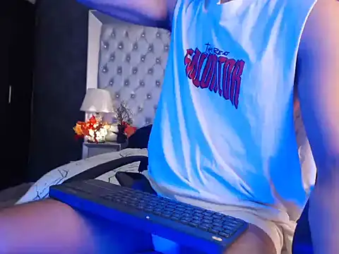 JhosuaCollins  online show from October 2025 02:29:02 PM