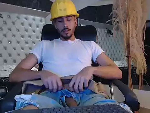 JhosuaCollins  online show from October 2025 04:52:01 PM