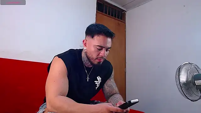 tommyblessd1 online show from February 2026 03:51:01 AM