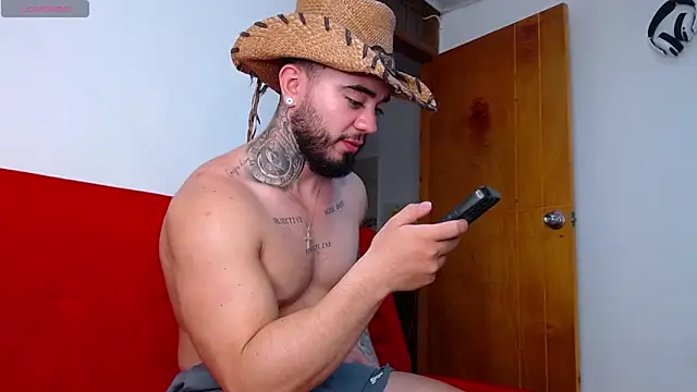 tommyblessd1 online show from October 2025 08:32:02 PM