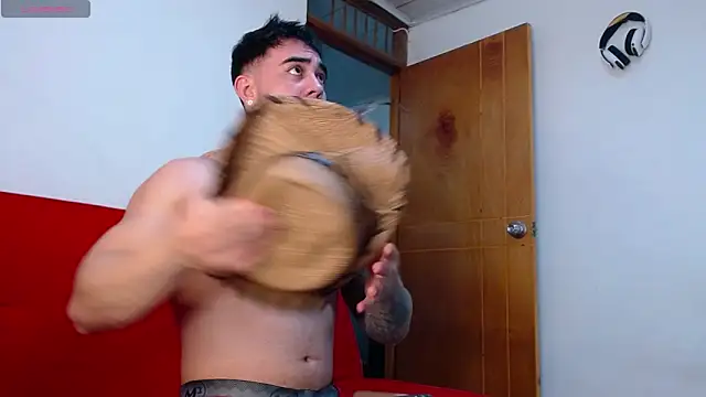 tommyblessd1 online show from November 2025 08:04:02 AM