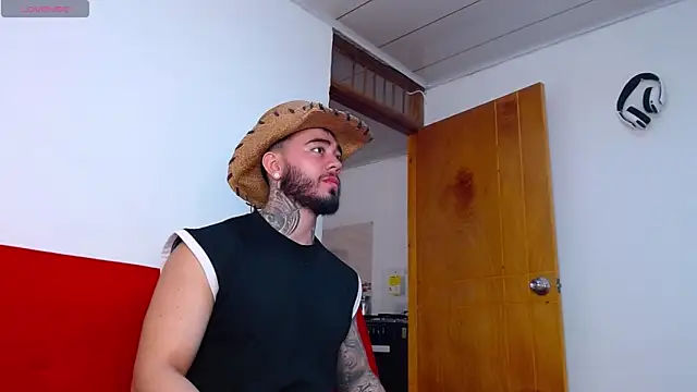 tommyblessd1 online show from September 2025 01:15:02 PM