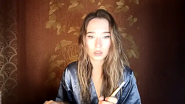 Awora Wolf online show from October 2025 08:00:01 PM