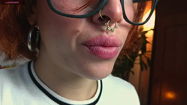 Snapshot of bri_von_dhara__ chatting on June 2026 04:17:02 PM bri von dhara online show from June 2026 04:17:02 PM
