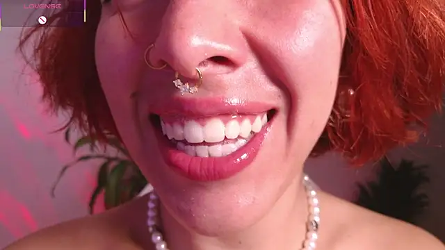 bri von dhara   online show from April 2026 07:32:01 PM