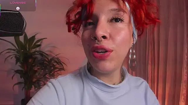 bri von dhara   online show from October 2025 05:35:02 PM