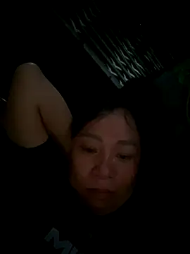 Snapshot of Dunmii chatting on September 2025 09:59:02 AM Dunmii online show from September 2025 09:59:02 AM