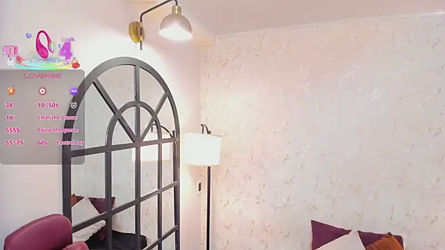 aliceandsia online show from February 2026 12:16:02 PM