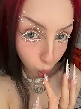 Snapshot of Lina_Thornton_ chatting on November 2025 07:07:02 PM Lina Thornton online show from November 2025 07:07:02 PM