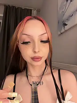 Lina Thornton  online show from March 2026 09:42:02 PM