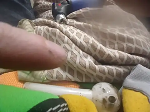 Hurri21 online show from December 2025 04:06:02 AM