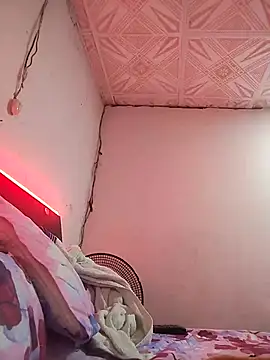 Naomi-Mature online show from December 2025 08:25:02 AM