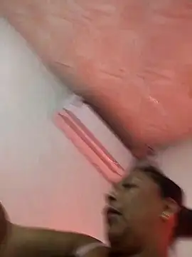 Naomi-Mature online show from March 2026 09:27:01 AM