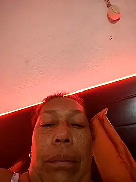 Naomi-Mature online show from March 2026 10:06:01 AM