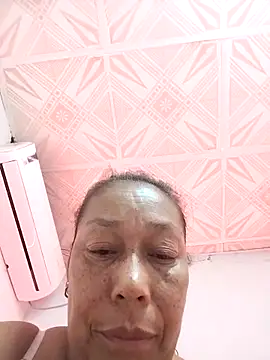 Naomi-Mature online show from February 2026 08:25:01 AM